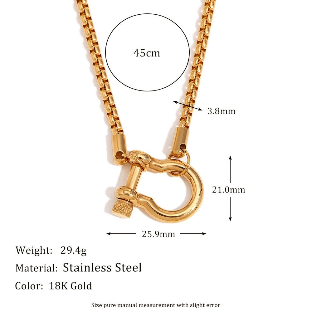 Horseshoe Clasp Pendant Necklace