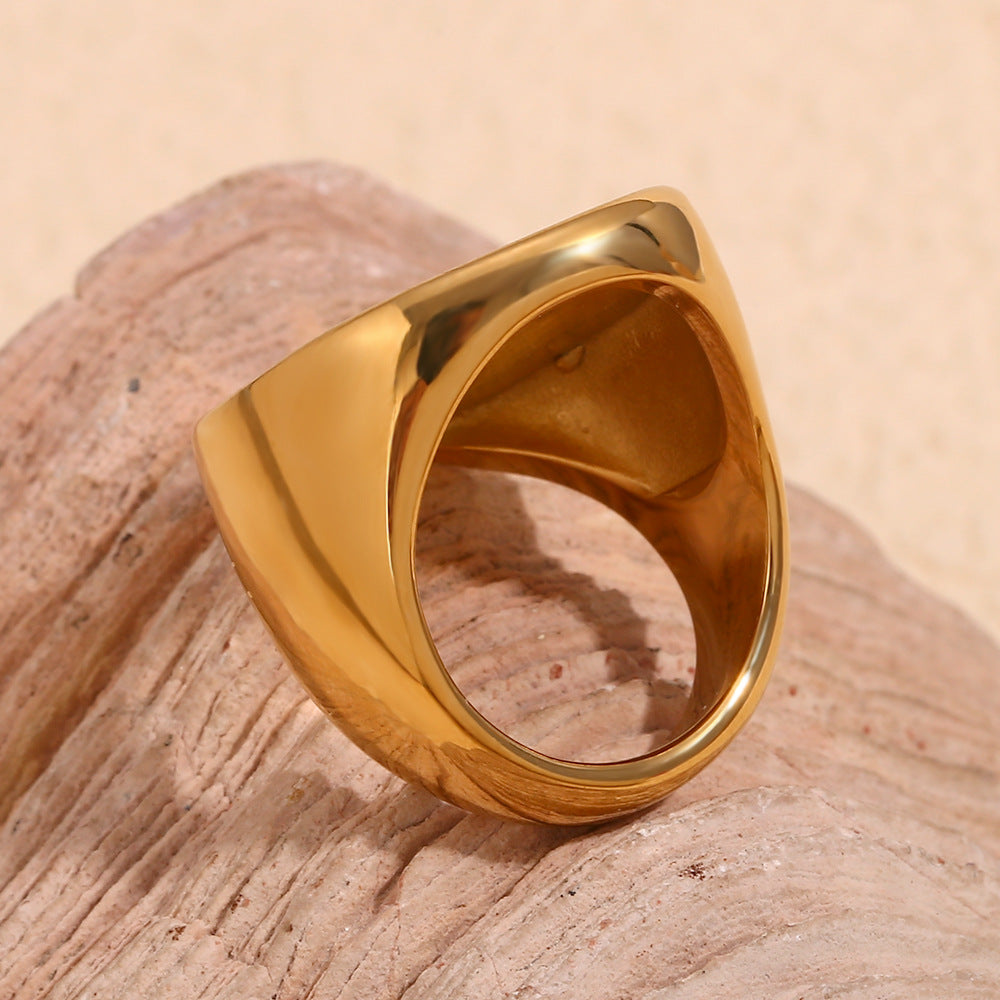 Elegant Gold Oval Gemstone Ring