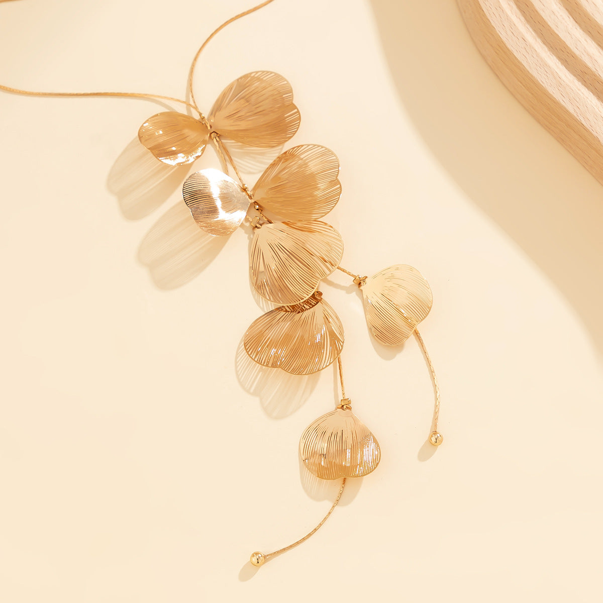 Ginkgo Leaf Elegance · Golden Radiance Collection