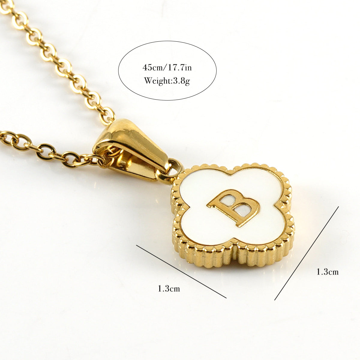 Four-leaf clover letter pendant necklace