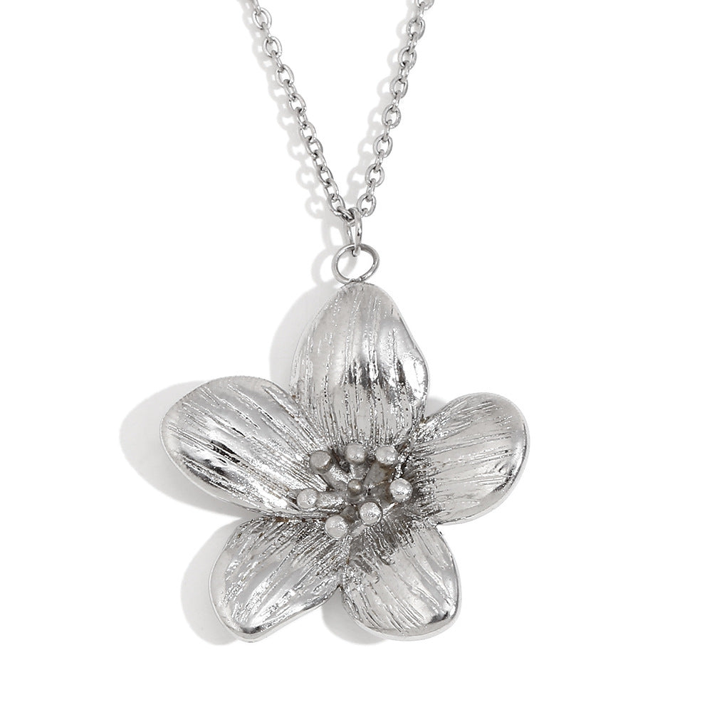 Blooming Necklace