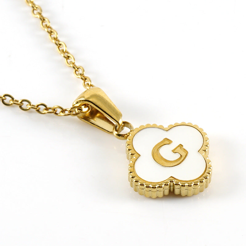 Four-leaf clover letter pendant necklace