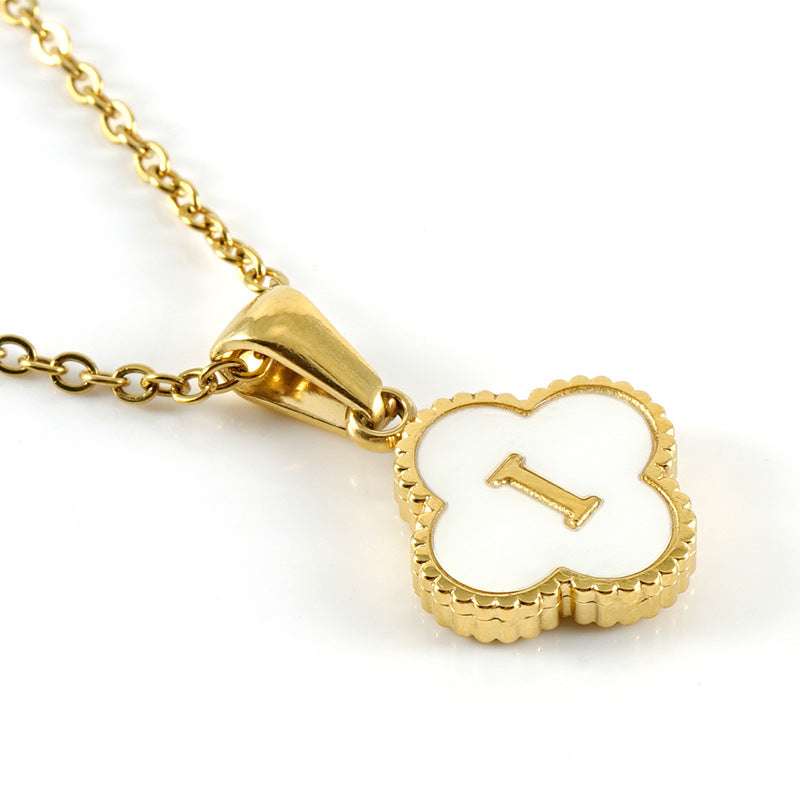 Four-leaf clover letter pendant necklace