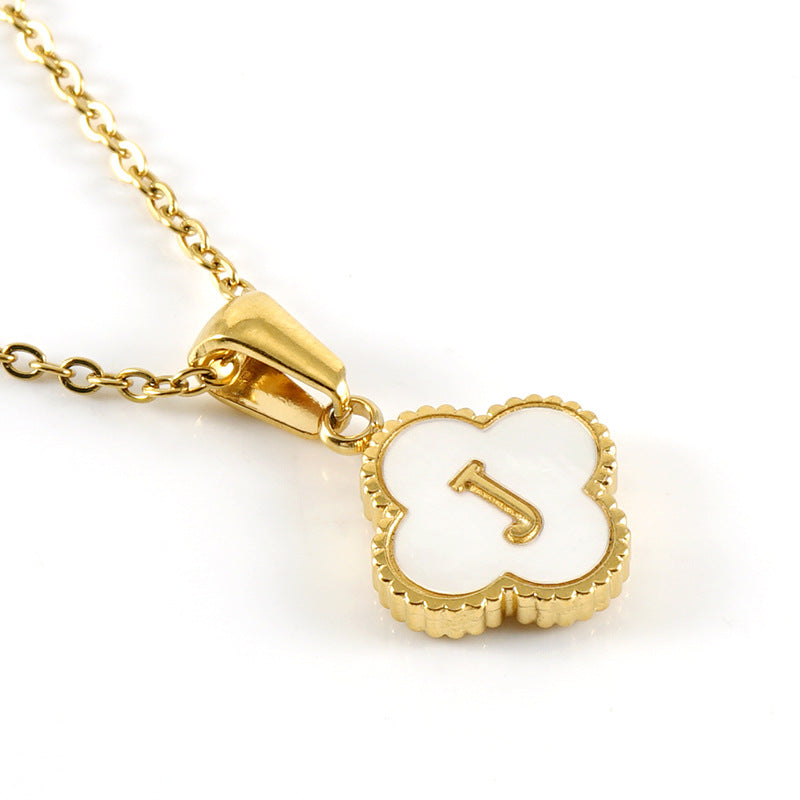 Four-leaf clover letter pendant necklace