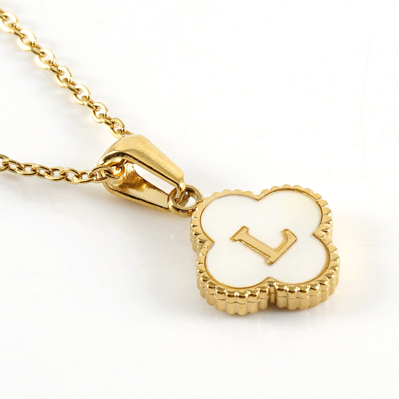 Four-leaf clover letter pendant necklace