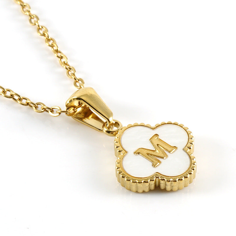 Four-leaf clover letter pendant necklace