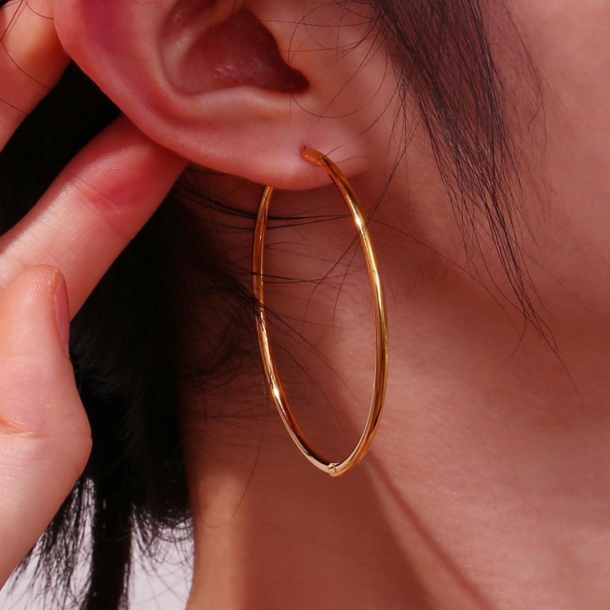 Intertwined Golden Ring Earrings