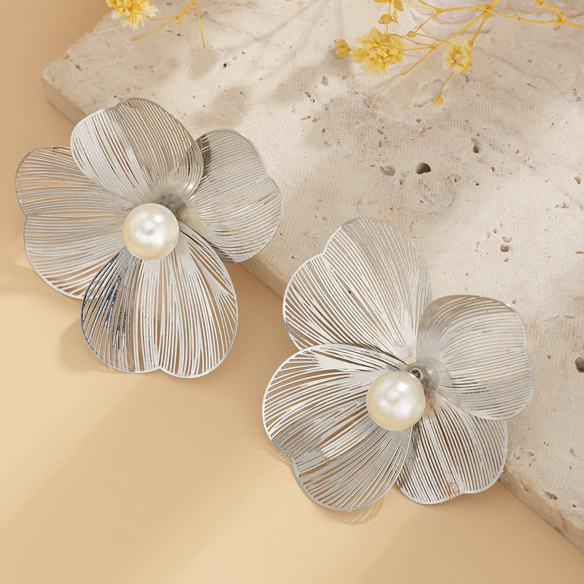 Blooming Golden Petals·Pearl Blossom Earrings