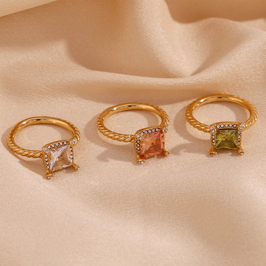 Golden Glow square diamond tri-color dream series ring