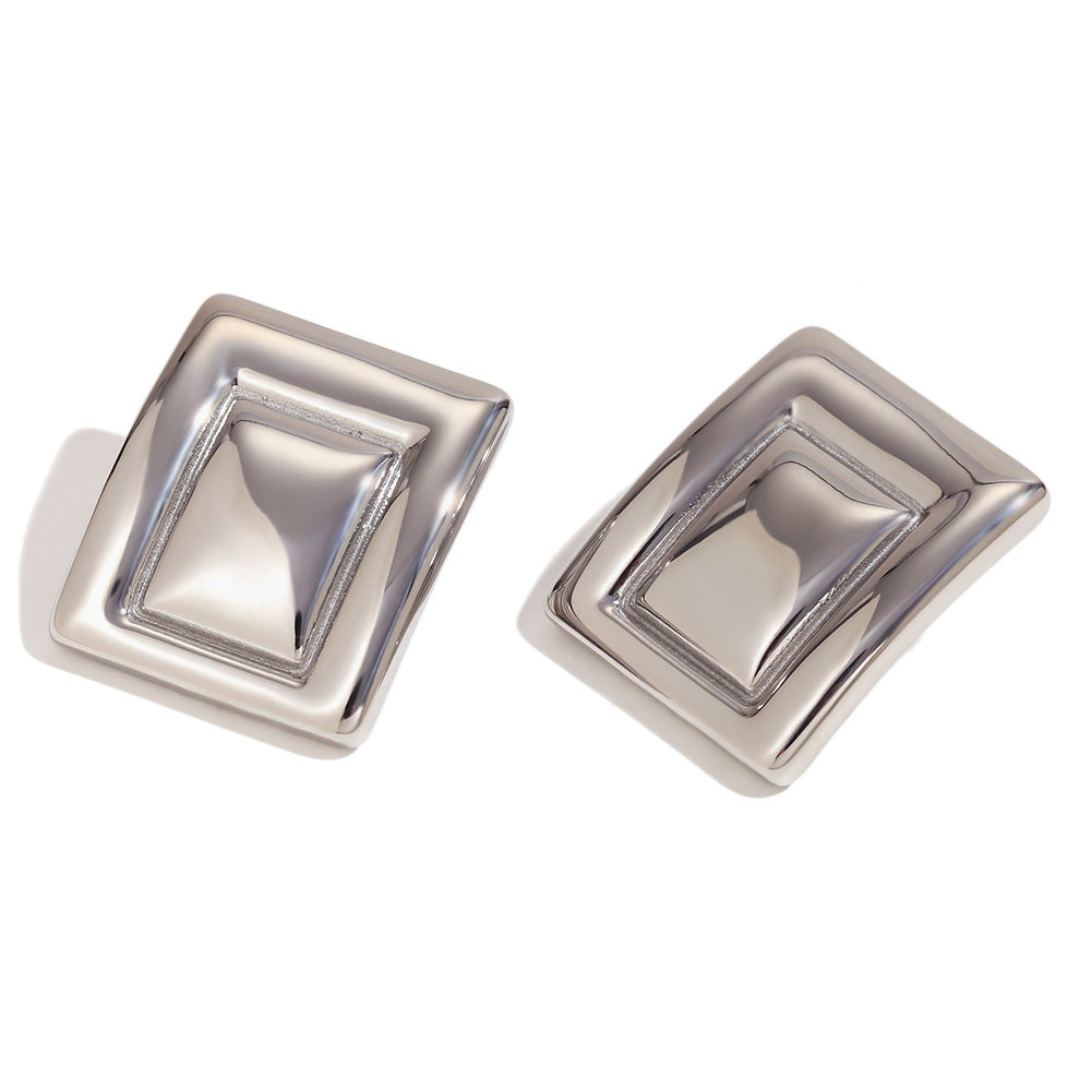 Retro Elegant Metal Buckle Earrings